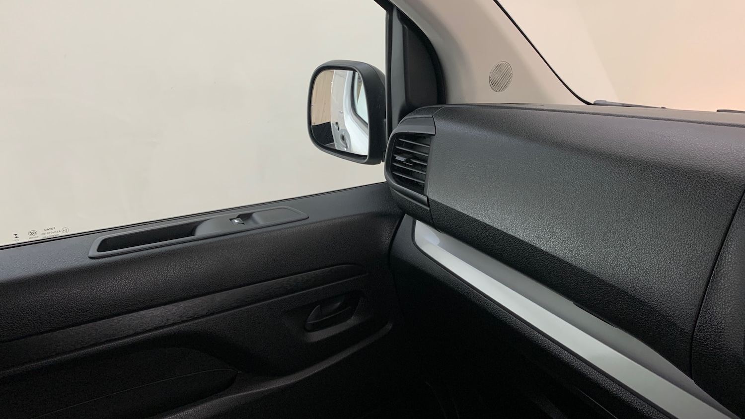 Used Vauxhall Vivaro 2024 for sale - 78087679: Photo 30