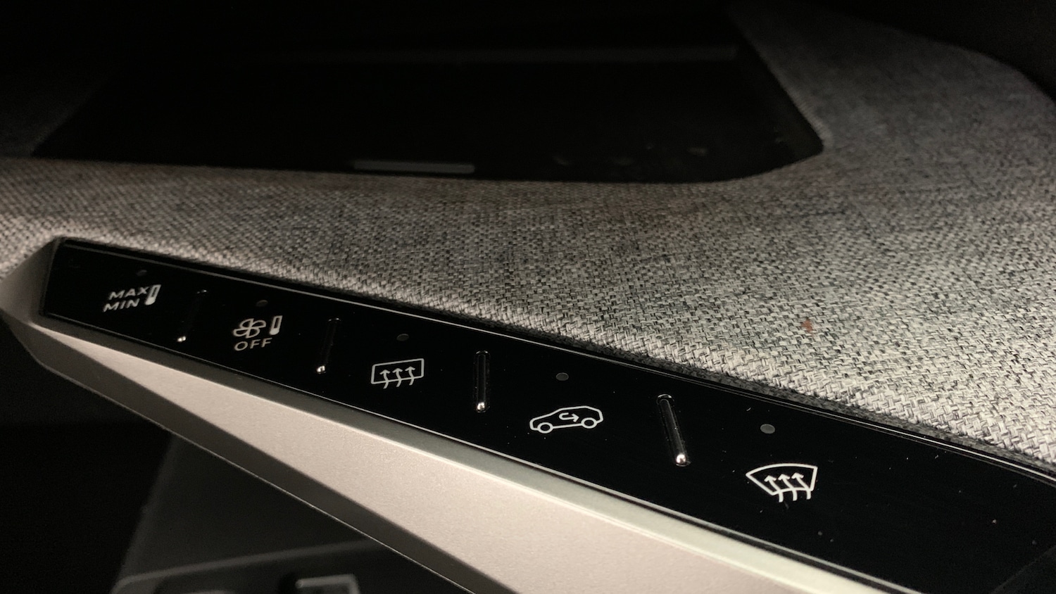 Used Peugeot 3008 2024 for sale - 77659689: Photo 32