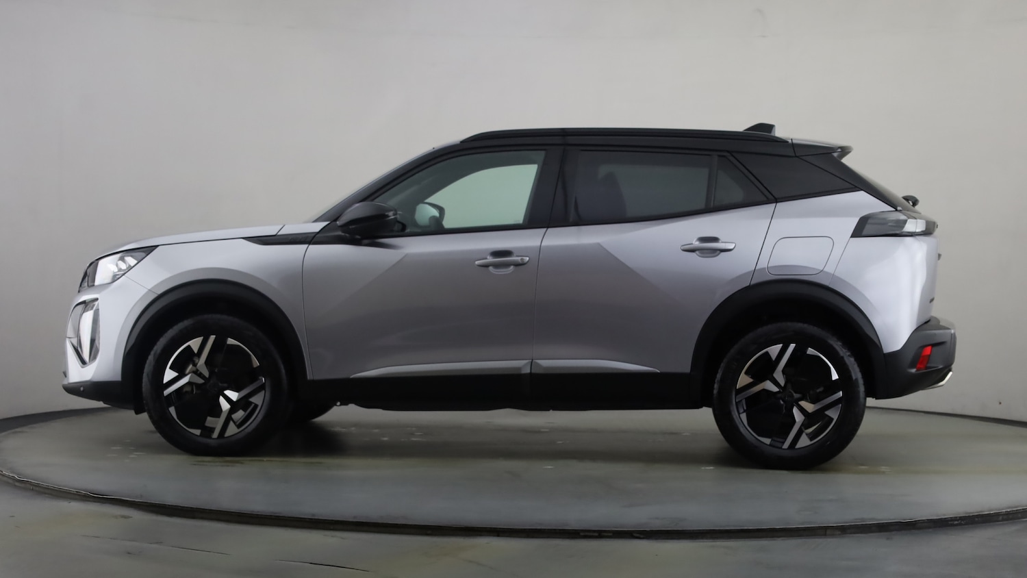 Used Peugeot 2008 2025 for sale - 76998799: Photo 14