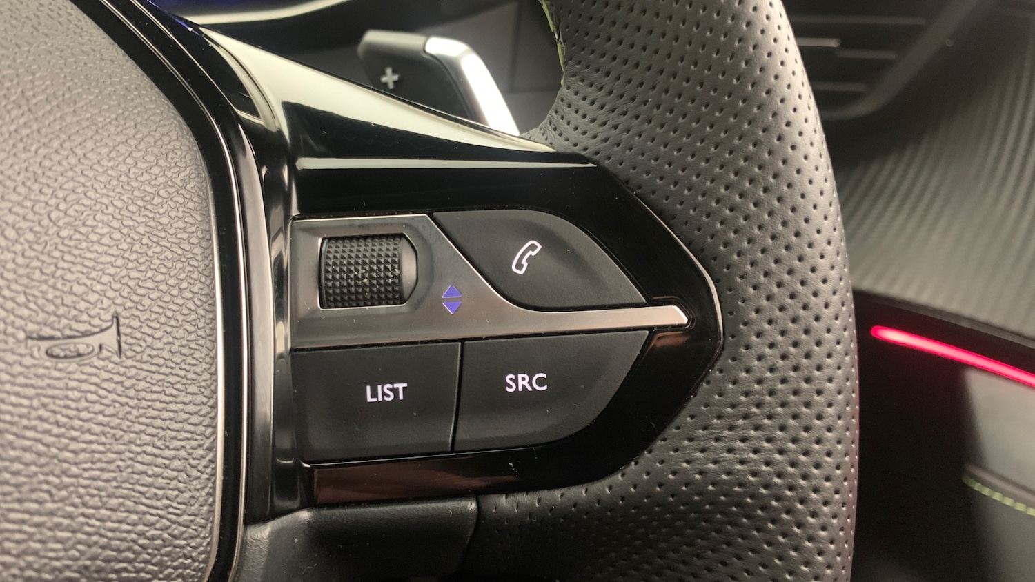 Used Peugeot 2008 2025 for sale - 76998799: Photo 18