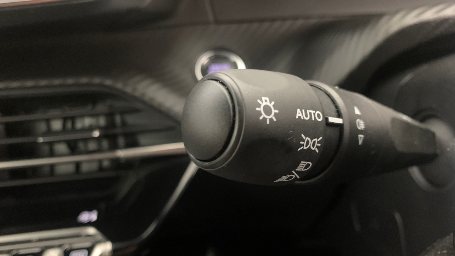 Used Peugeot 2008 2025 for sale - 76998799: Photo 35