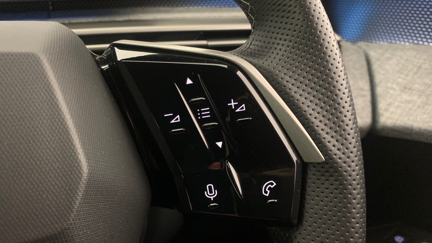 Used Peugeot 3008 2025 for sale - 76998796: Photo 18