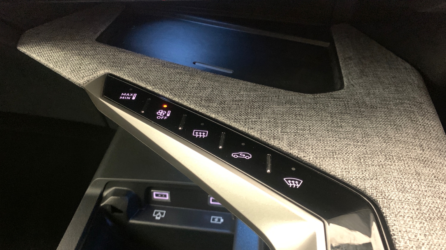 Used Peugeot 3008 2025 for sale - 76998796: Photo 33