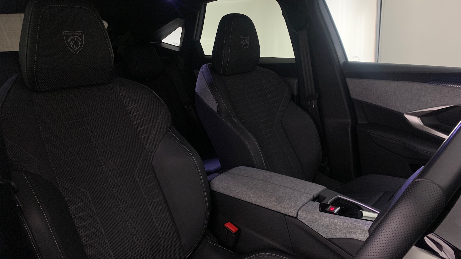 Used Peugeot 3008 2025 for sale - 76998796: Photo 46