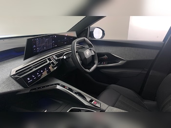 Used Peugeot 5008 2025 for sale - 77724575: Photo