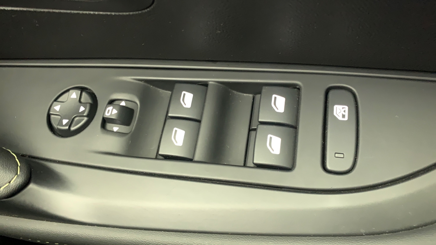 Used Peugeot 208 2024 for sale - 76690672: Photo 33