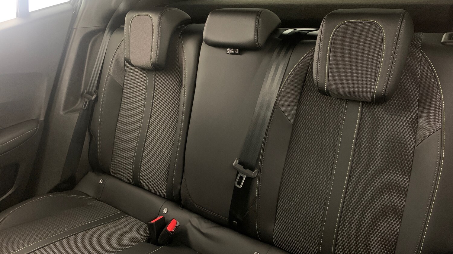 Used Peugeot 2008 2024 for sale - 77626941: Photo 7