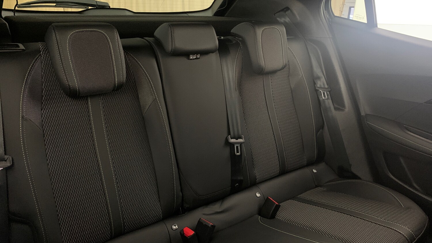 Used Peugeot 2008 2024 for sale - 77626941: Photo 8