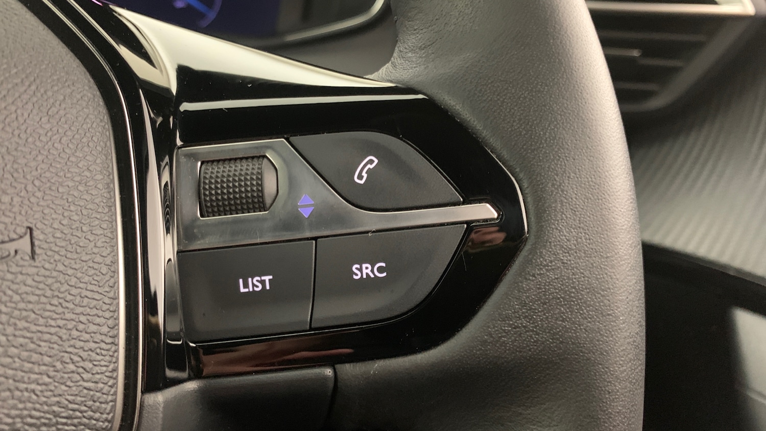 Used Peugeot 2008 2024 for sale - 76977303: Photo 18