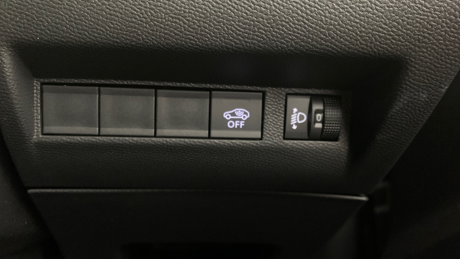 Used Peugeot 2008 2024 for sale - 76977303: Photo 20