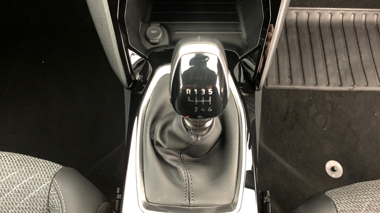 Used Peugeot 2008 2024 for sale - 76977303: Photo 31