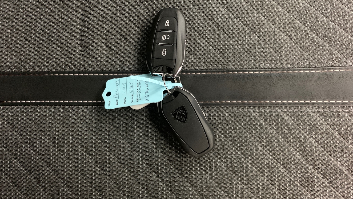 Used Peugeot 2008 2024 for sale - 76977303: Photo 41