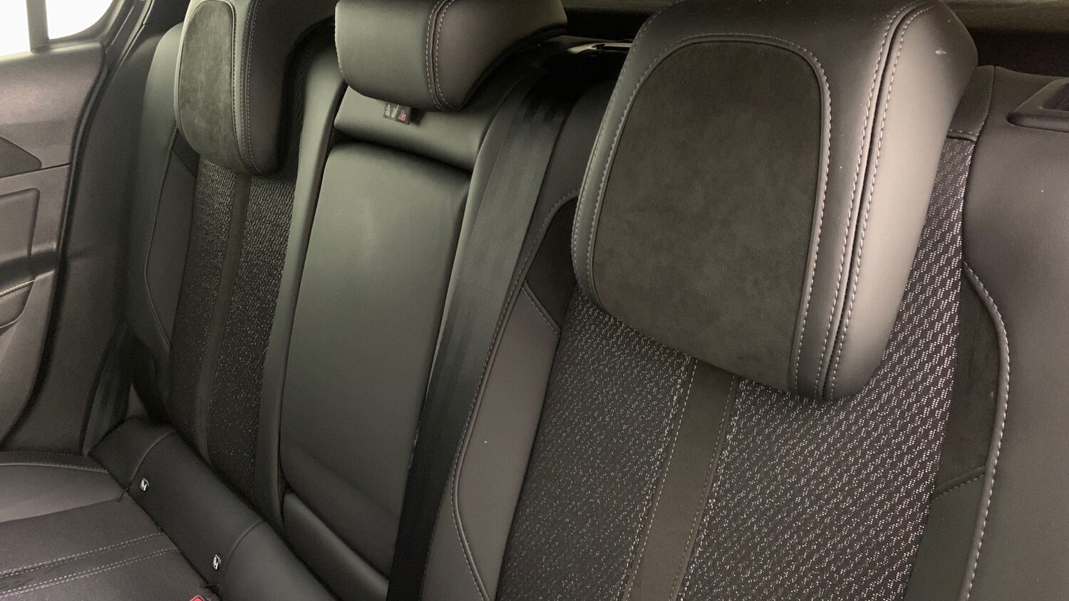 Used Peugeot 308 2024 for sale - 76400058: Photo 8