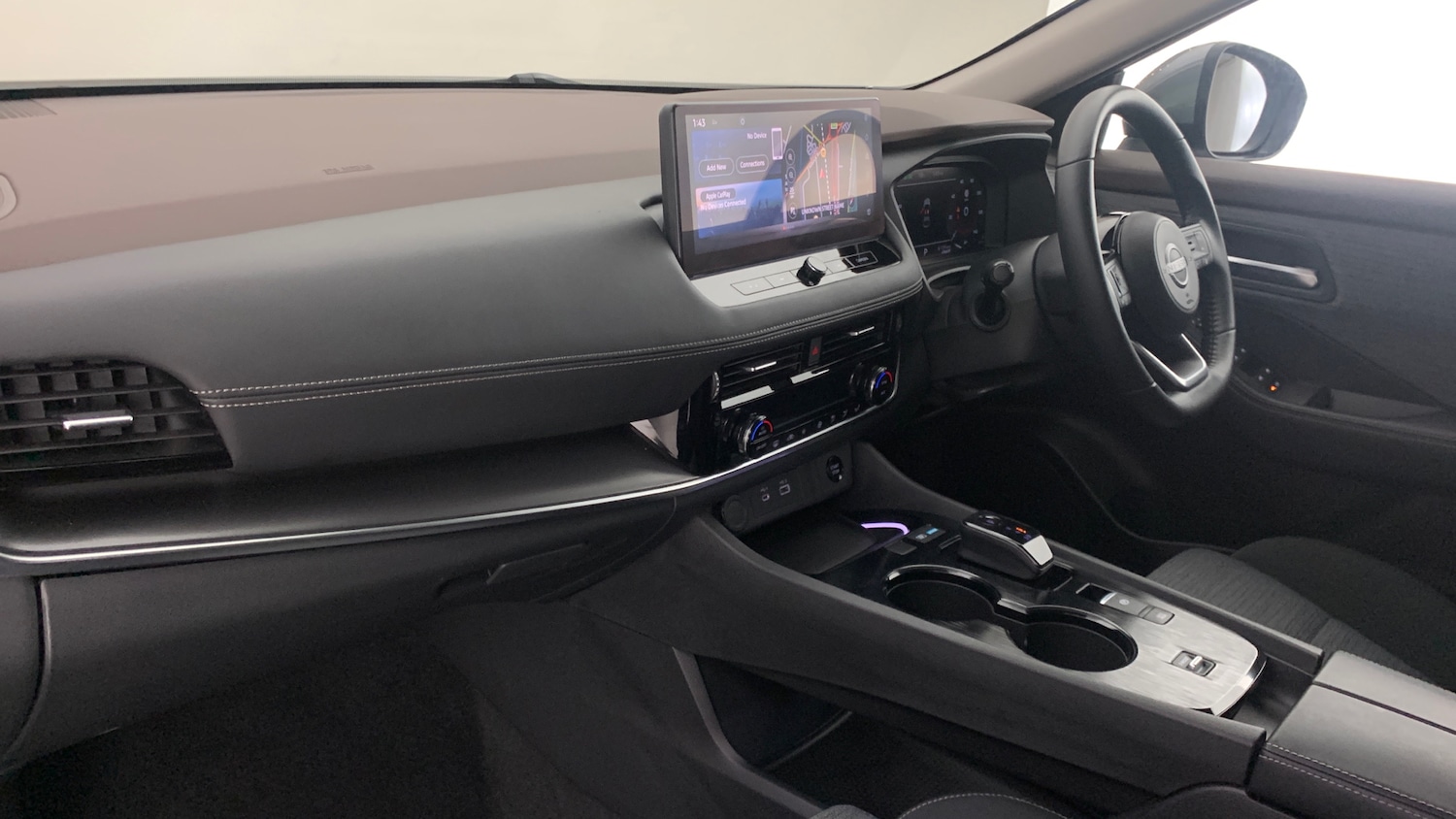 Used Nissan X-Trail 2024 for sale - 75812099: Photo 2