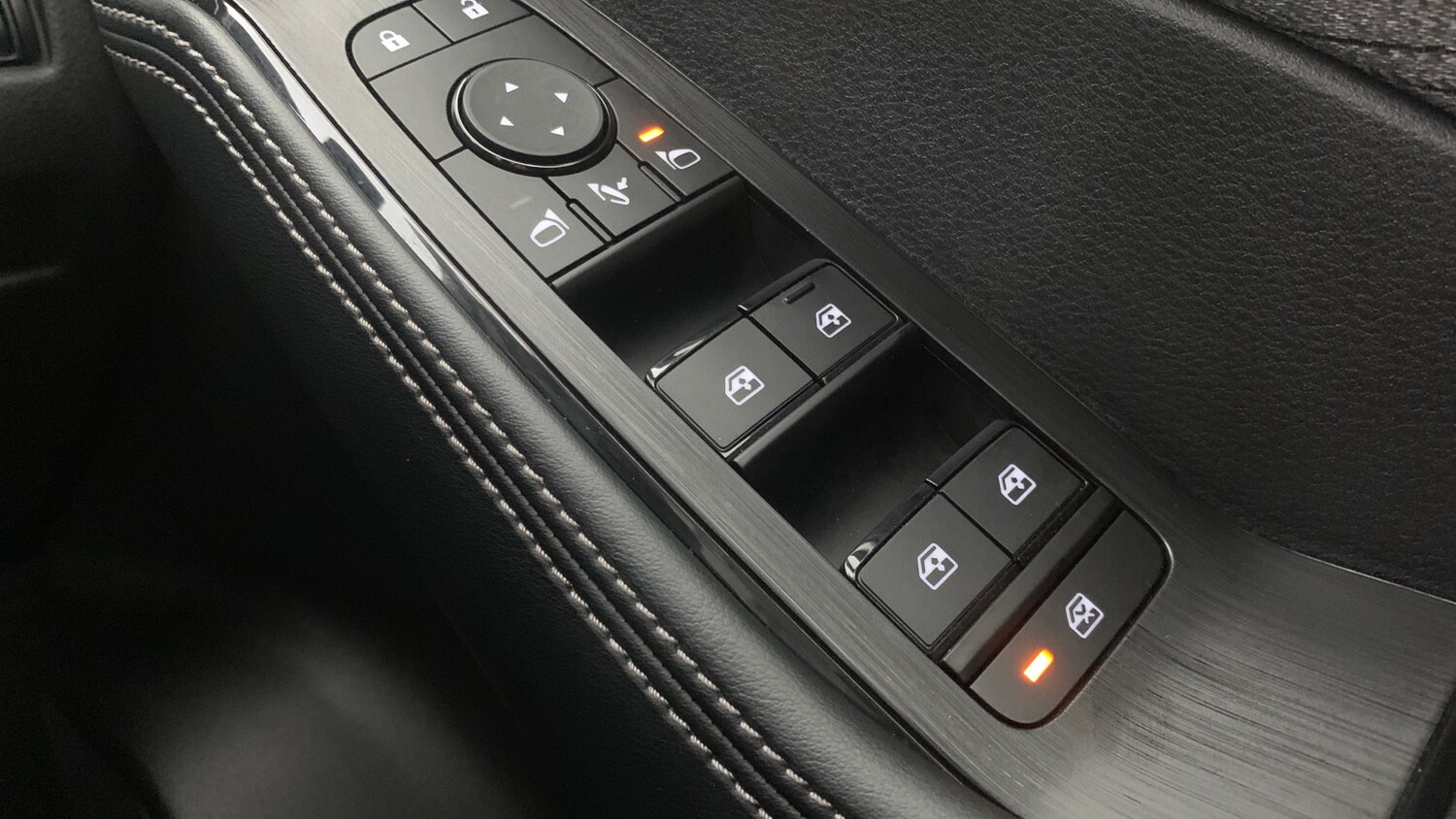 Used Nissan X-Trail 2024 for sale - 75812099: Photo 37