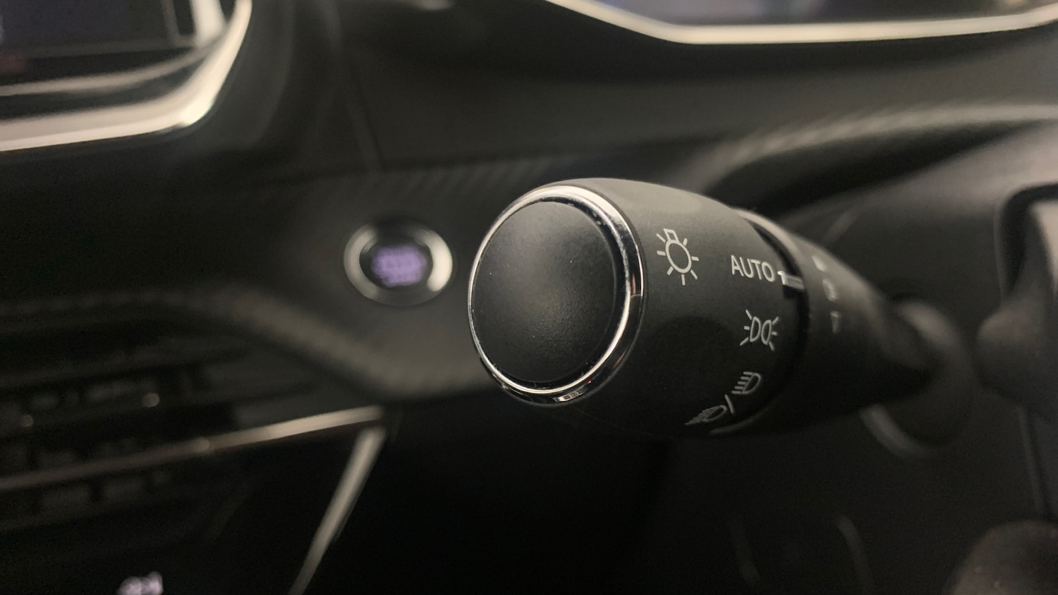 Used Peugeot 2008 2024 for sale - 76271374: Photo 33