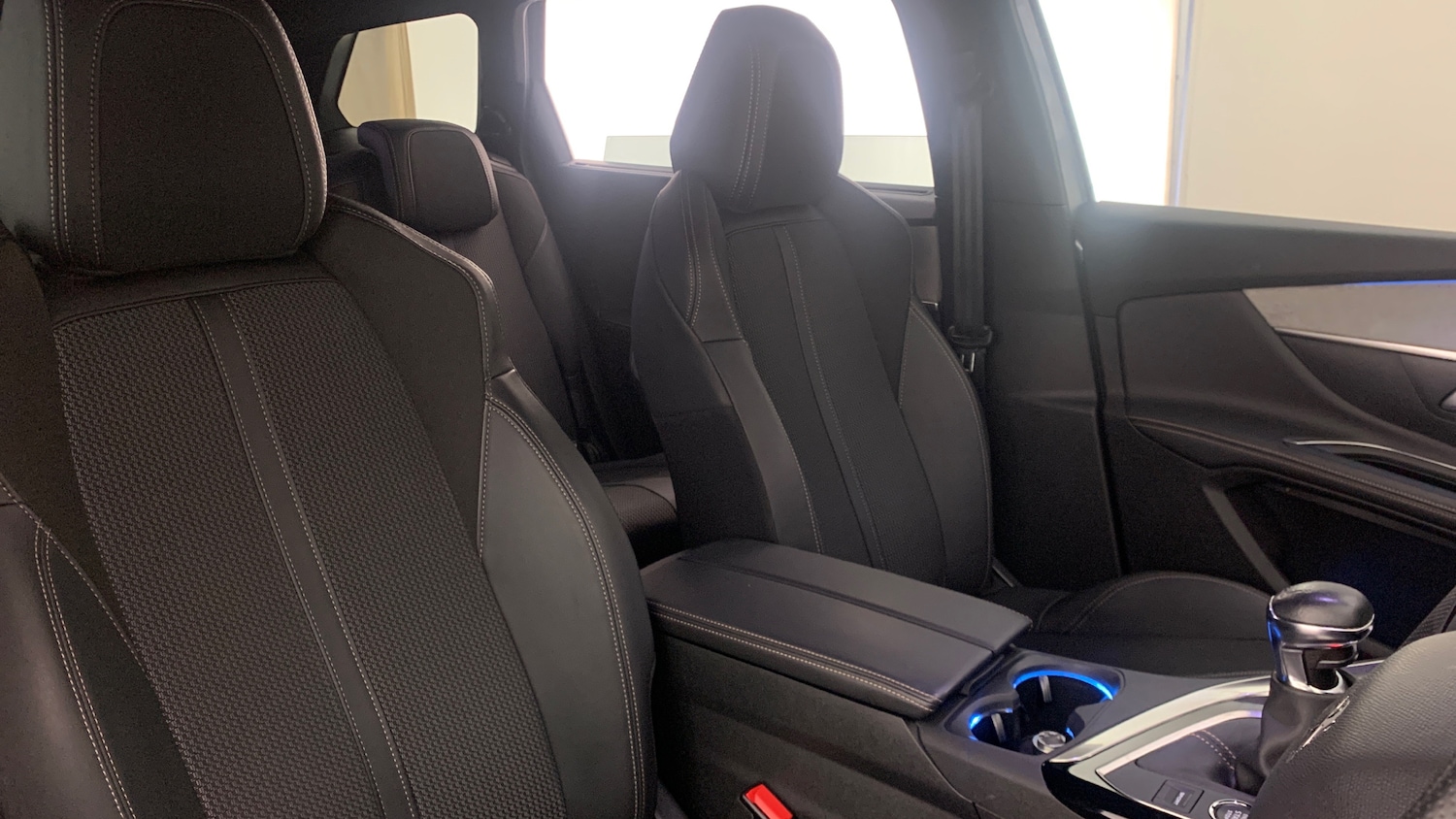 Used Peugeot 5008 2022 for sale - 76307959: Photo 44