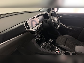 Used Vauxhall Grandland 2024 for sale - 77254250: Photo