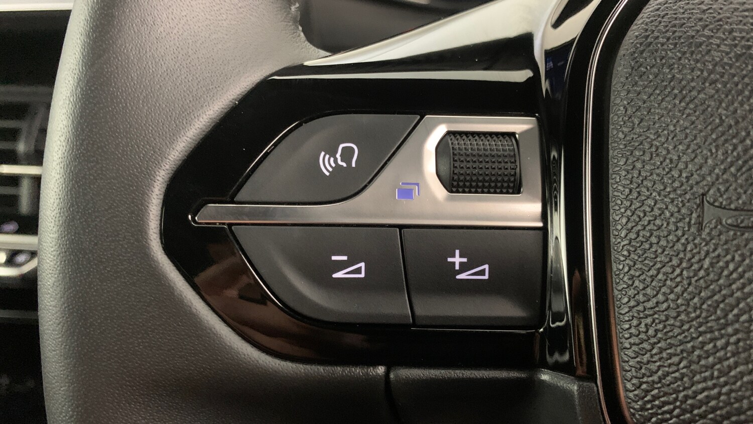 Used Peugeot 2008 2025 for sale - 78158086: Photo 18