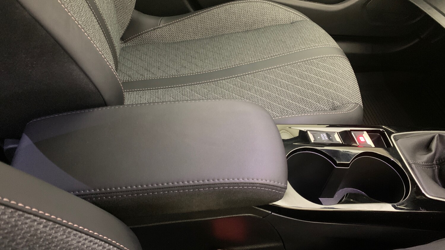 Used Peugeot 2008 2025 for sale - 78158086: Photo 53