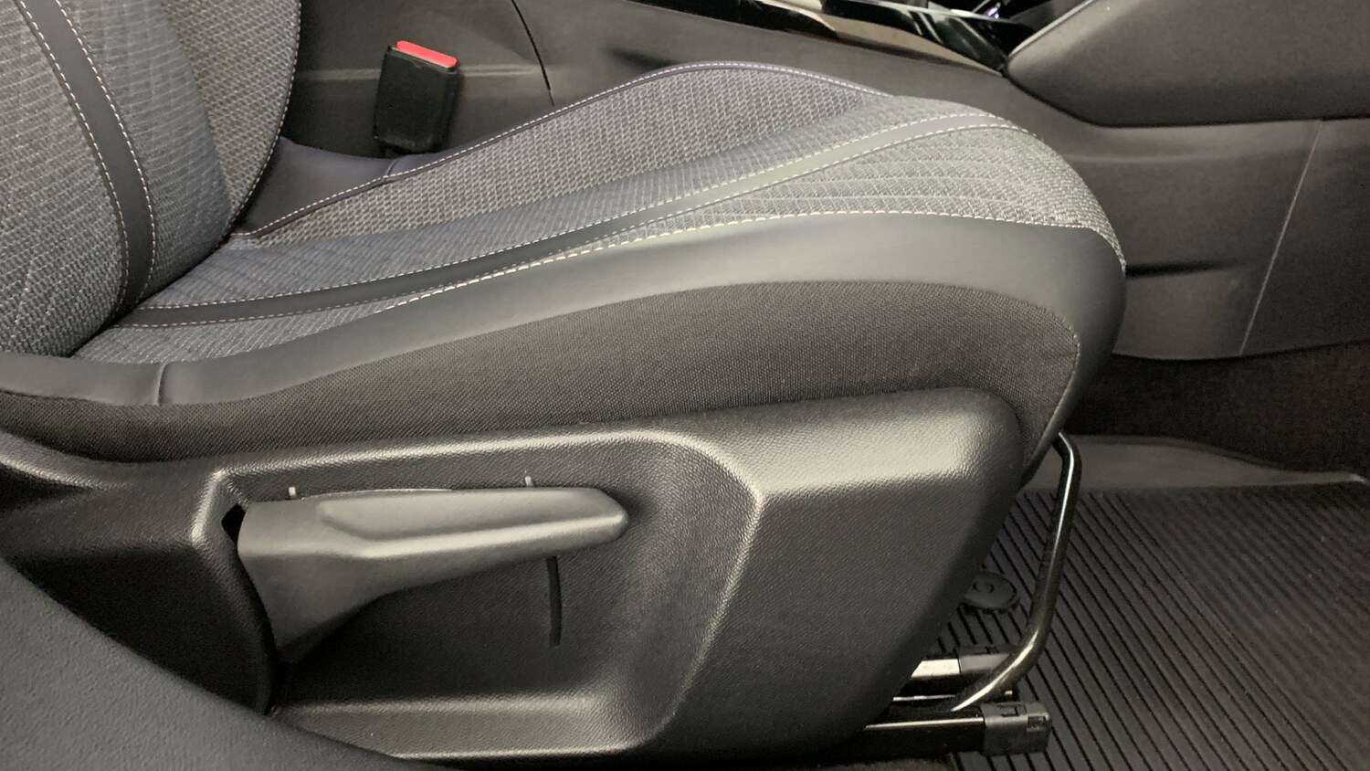 Used Peugeot 2008 2025 for sale - 78158086: Photo 56