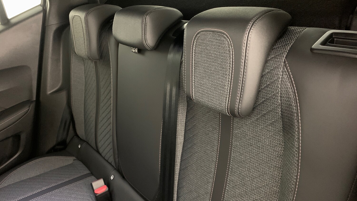 Used Peugeot 2008 2025 for sale - 78158086: Photo 7