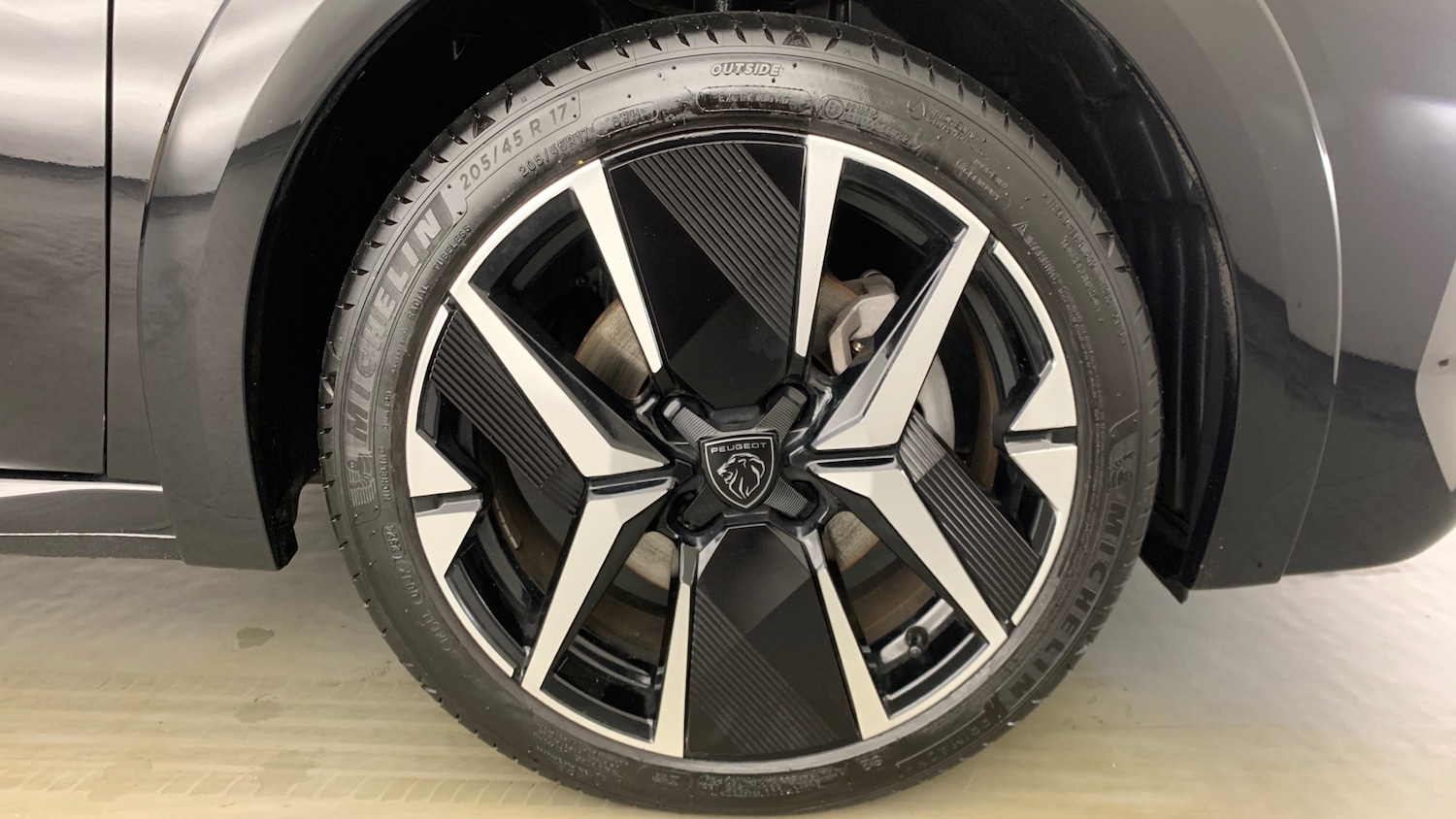 Used Peugeot 208 2024 for sale - 77042325: Photo 24