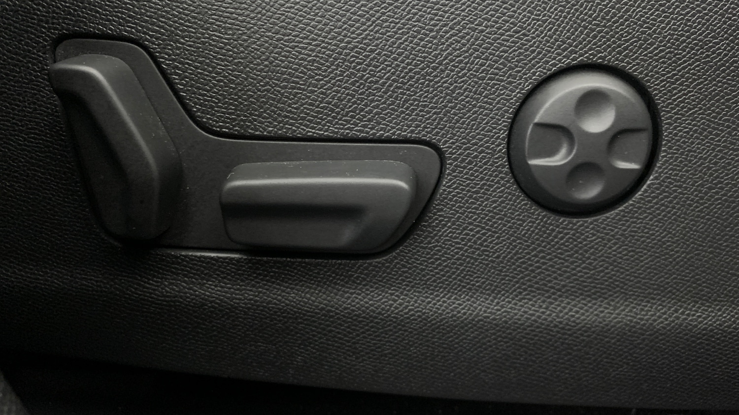 Used DS Automobiles DS 7 2024 for sale - 77121182: Photo 46