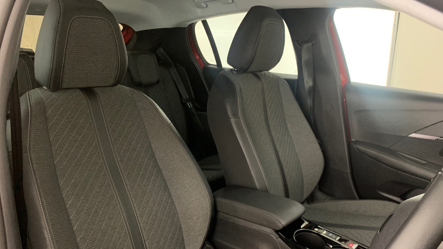 Used Peugeot 208 2024 for sale - 77110080: Photo 44