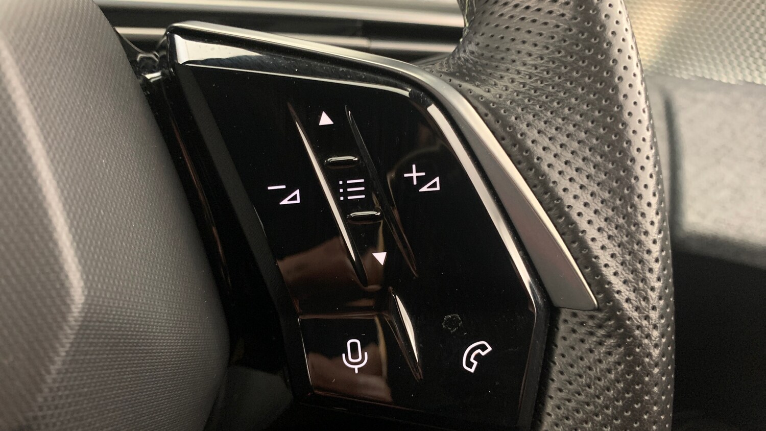 Used Peugeot 5008 2024 for sale - 77840561: Photo 20