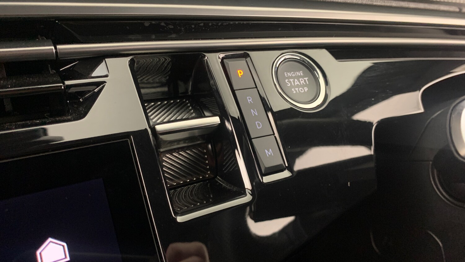 Used Peugeot 5008 2024 for sale - 77840561: Photo 35