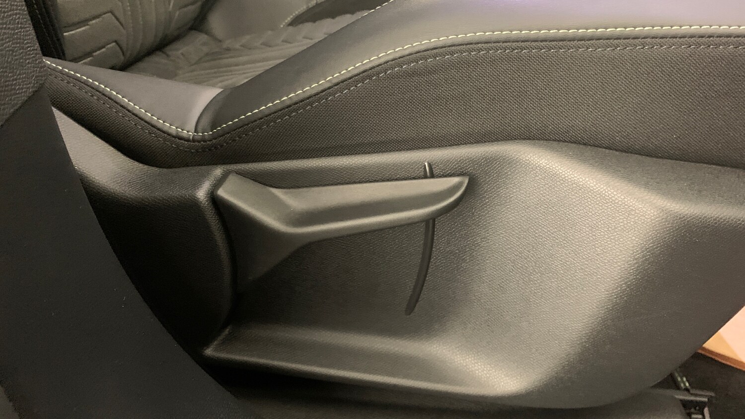 Used Peugeot 5008 2024 for sale - 77840561: Photo 45