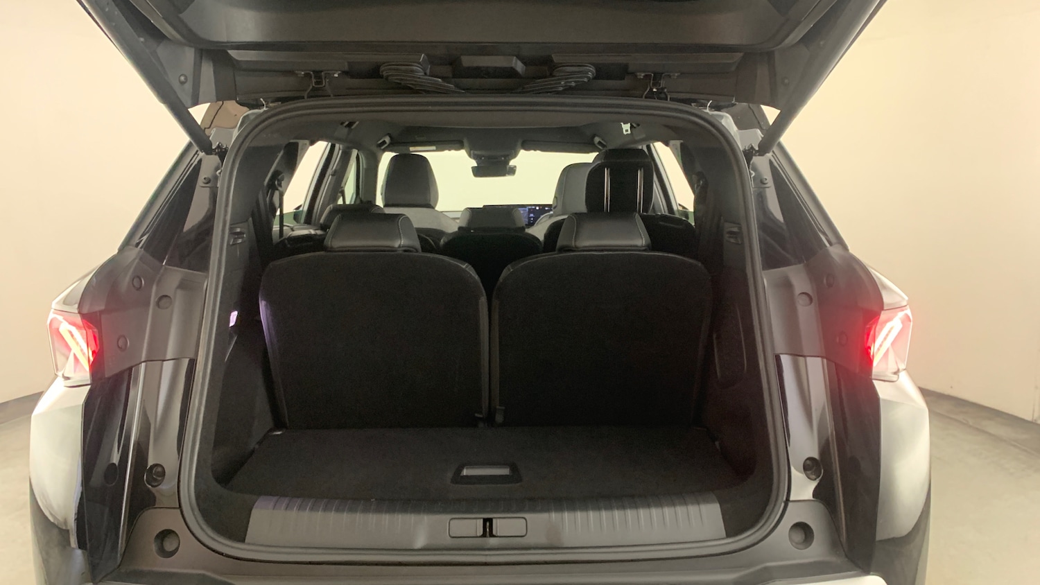 Used Peugeot 5008 2024 for sale - 77840561: Photo 5