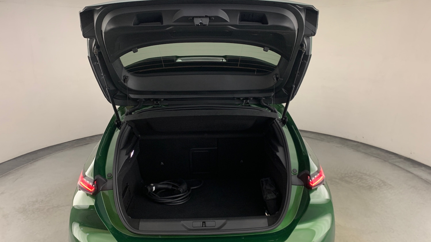 Used Peugeot 308 2024 for sale - 77332371: Photo 6