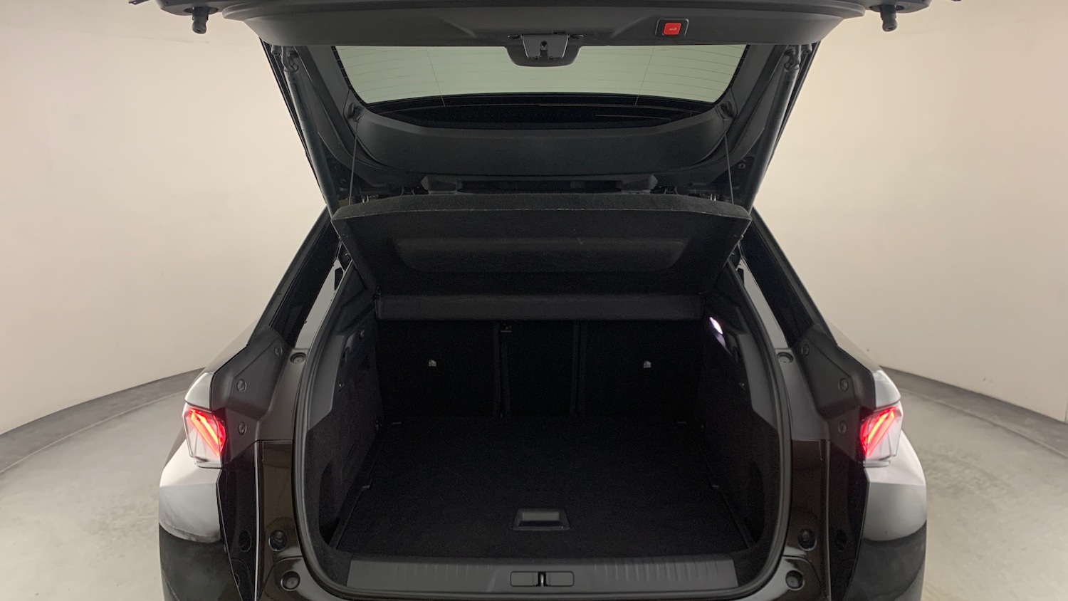 Used Peugeot 3008 2024 for sale - 76350362: Photo 5