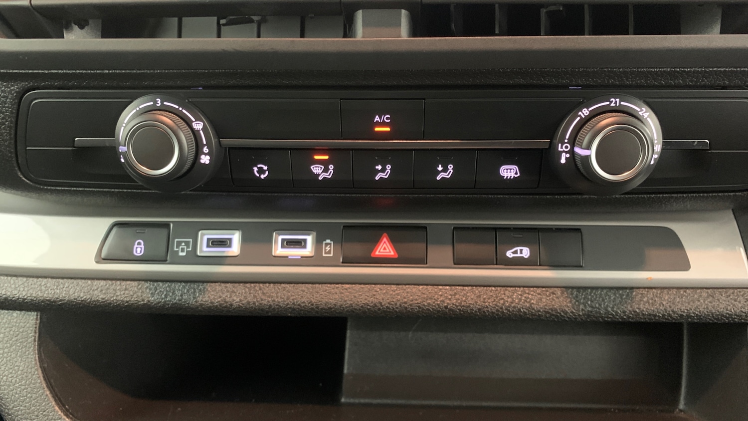 Used Peugeot Expert 2025 for sale - 78087665: Photo 50