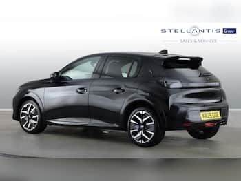 Used Peugeot 208 2025 for sale - 79742622: Photo