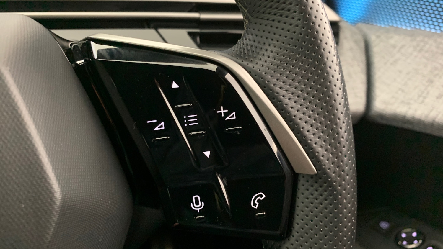 Used Peugeot 3008 2025 for sale - 76400009: Photo 18