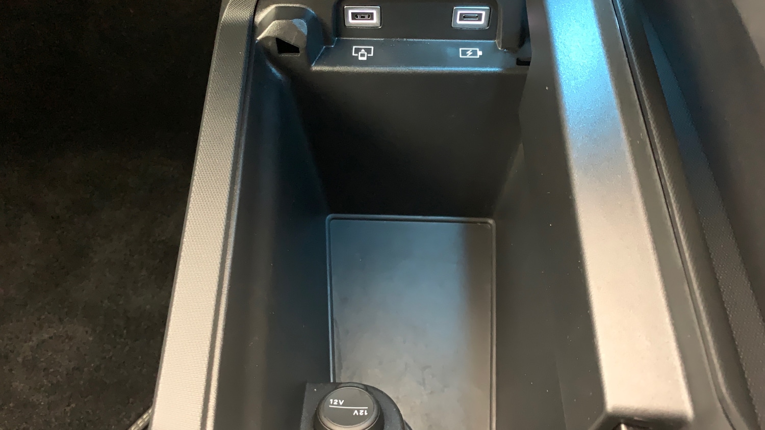 Used Peugeot 3008 2025 for sale - 76400009: Photo 25