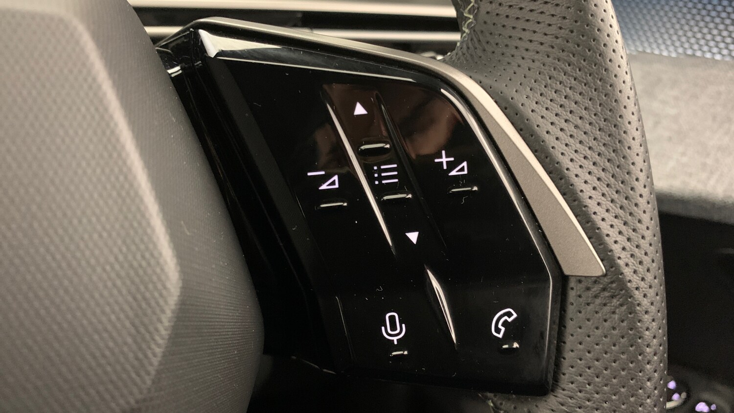 Used Peugeot 5008 2025 for sale - 78158141: Photo 20