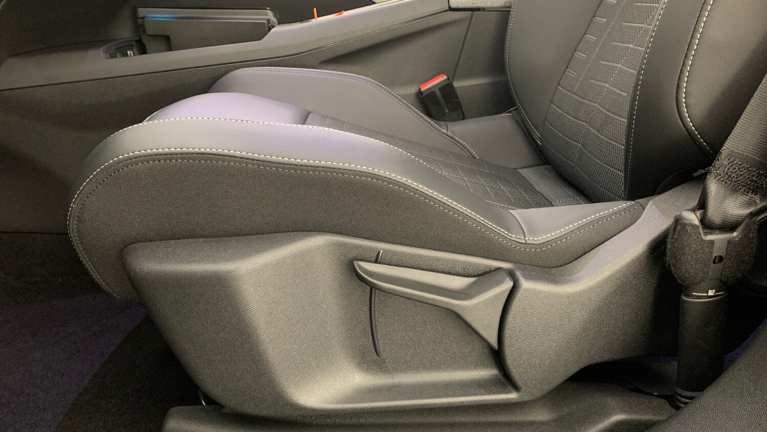 Used Peugeot 5008 2025 for sale - 78158141: Photo 45