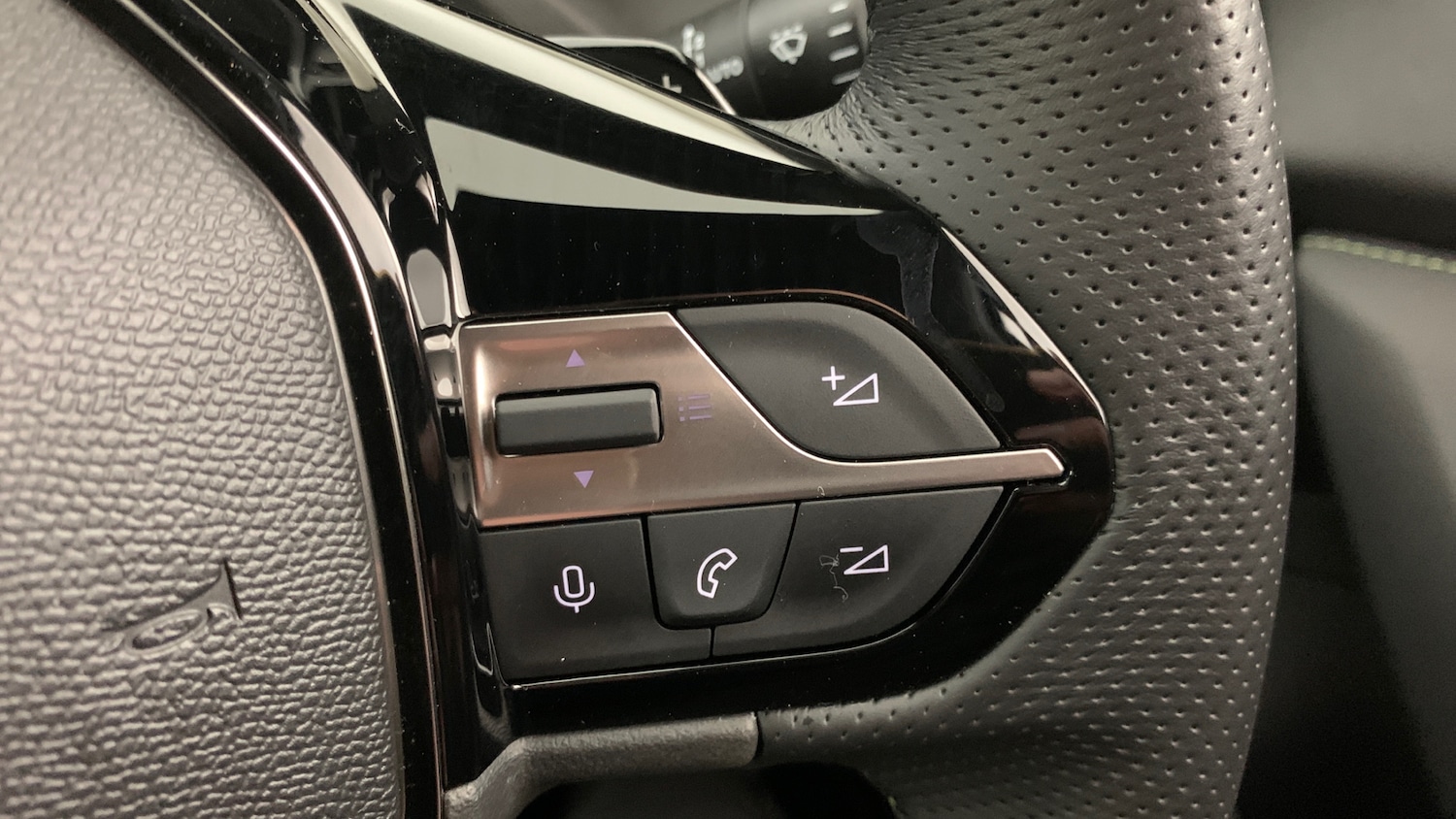 Used Peugeot 408 2024 for sale - 76574405: Photo 18