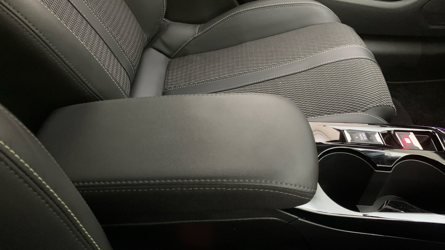 Used Peugeot 208 2025 for sale - 78206005: Photo 54