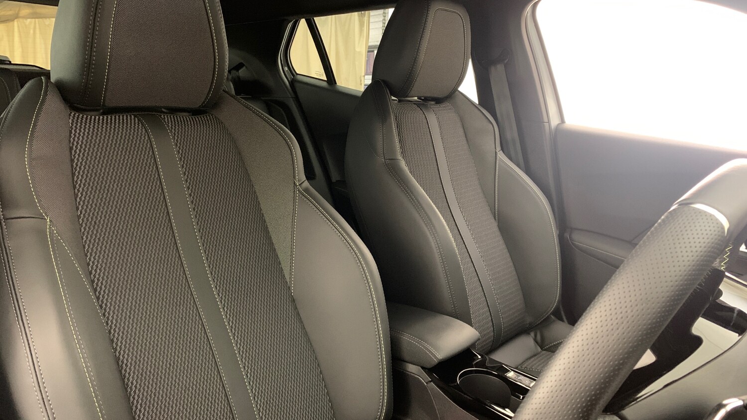 Used Peugeot 2008 2025 for sale - 77825842: Photo 40