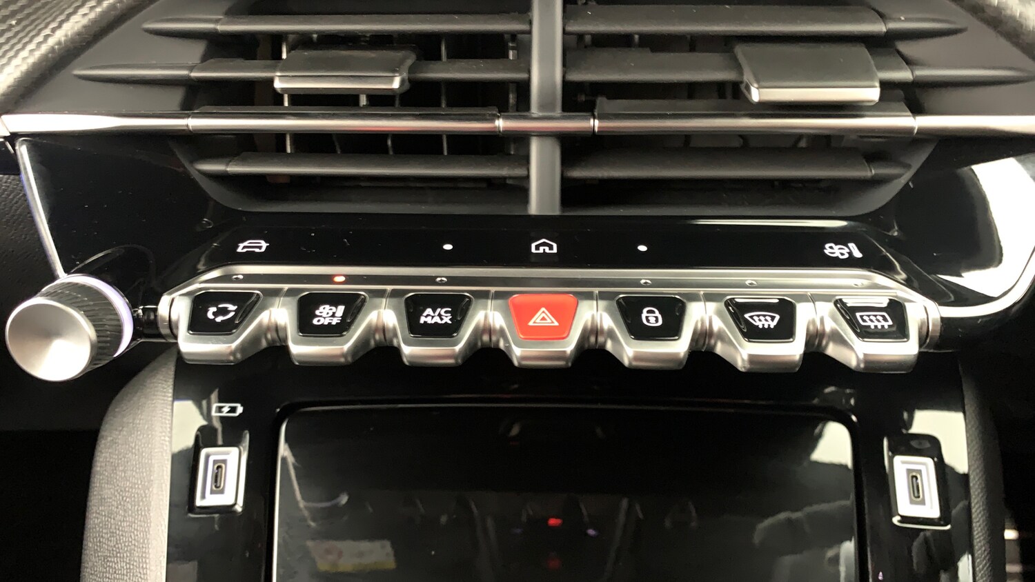 Used Peugeot 2008 2025 for sale - 77825842: Photo 52