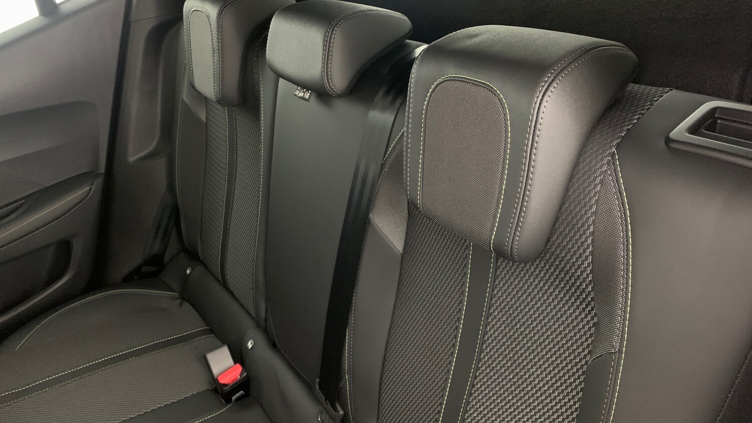 Used Peugeot 2008 2025 for sale - 77825842: Photo 7