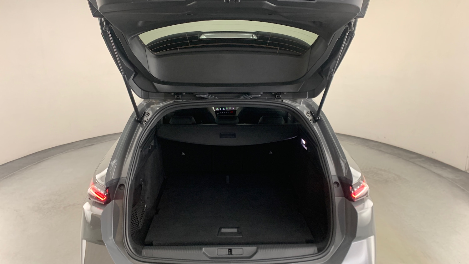 Used Peugeot 308 SW 2025 for sale - 76966129: Photo 5