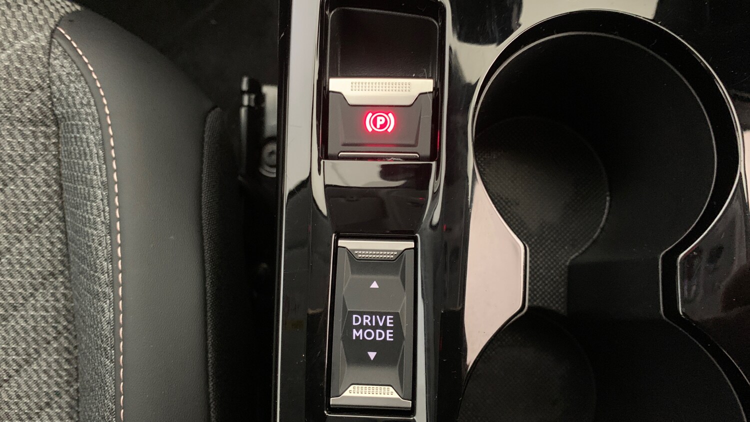 Used Peugeot 208 2024 for sale - 76338297: Photo 33