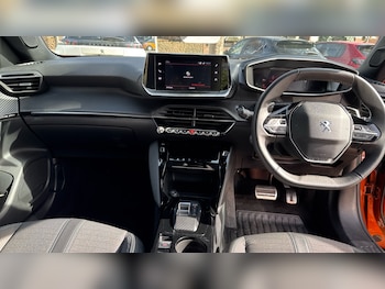 Used Peugeot 2008 2023 for sale - 75352596: Photo