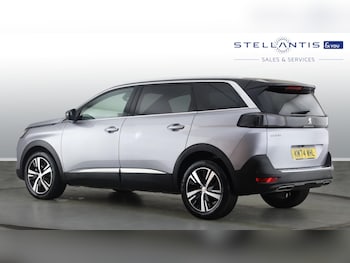 Used Peugeot 5008 2024 for sale - 76634732: Photo